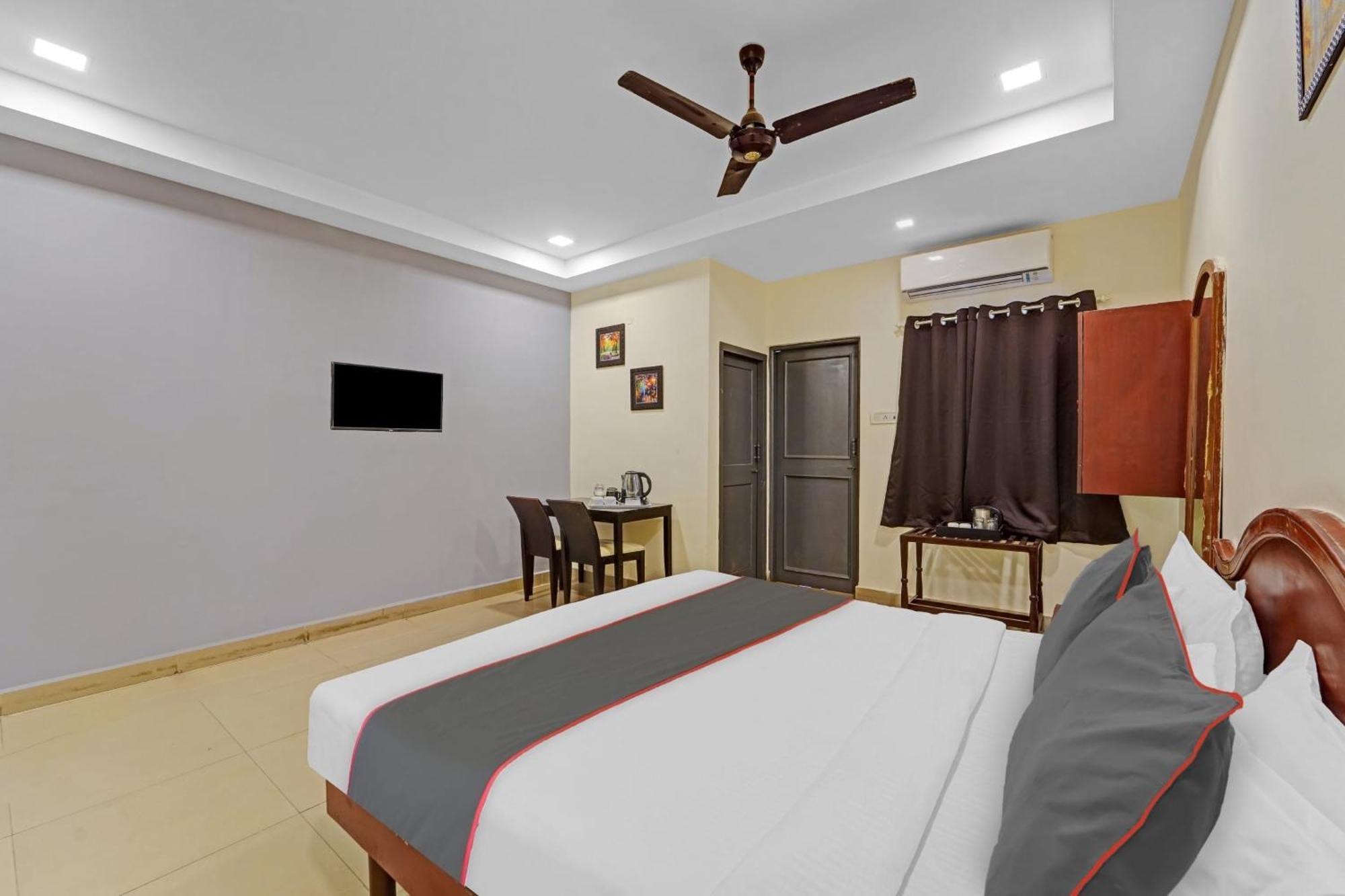 Super Townhouse G Silver Hotels Mount Road Ченай Екстериор снимка