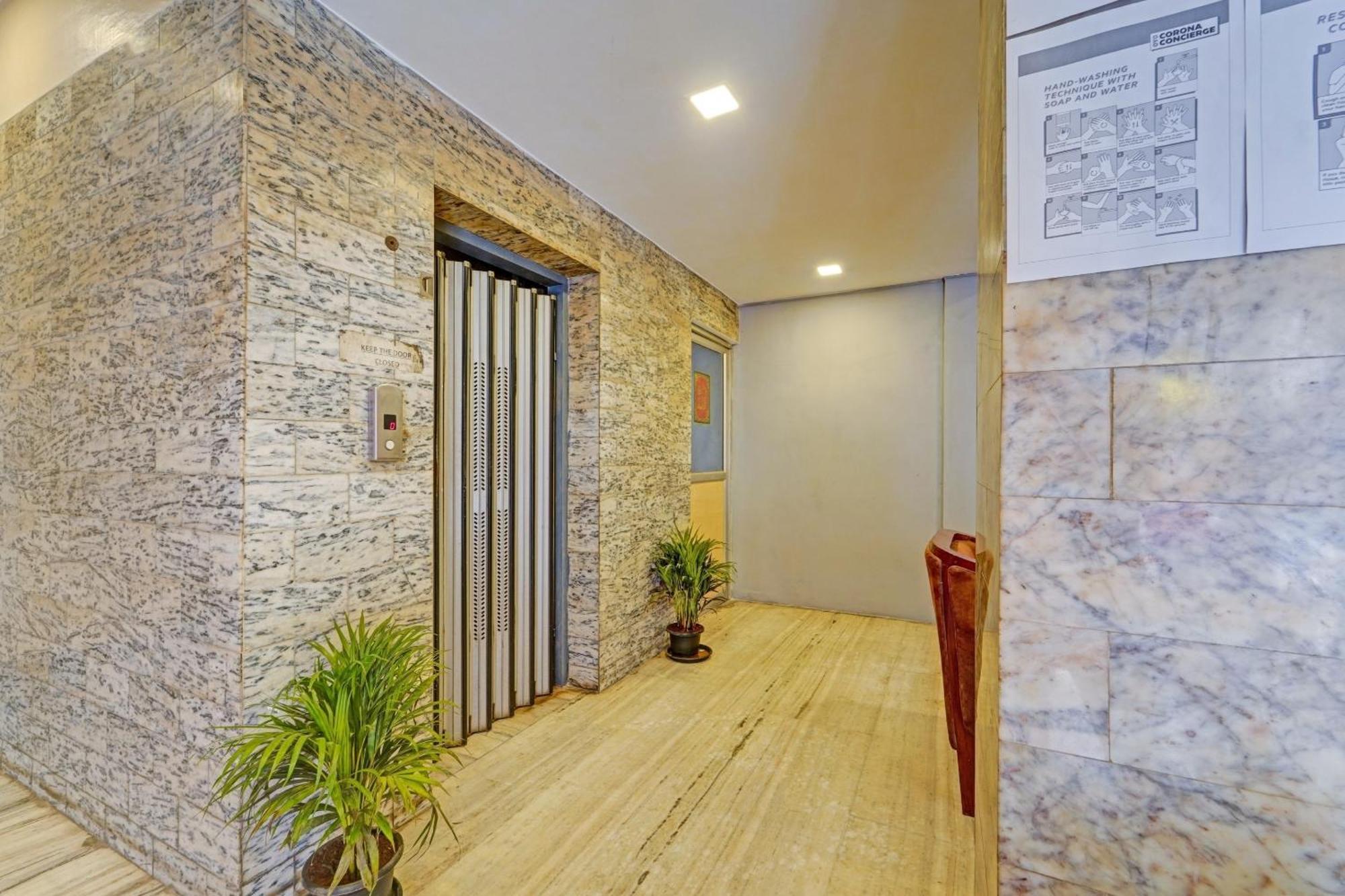Super Townhouse G Silver Hotels Mount Road Ченай Екстериор снимка