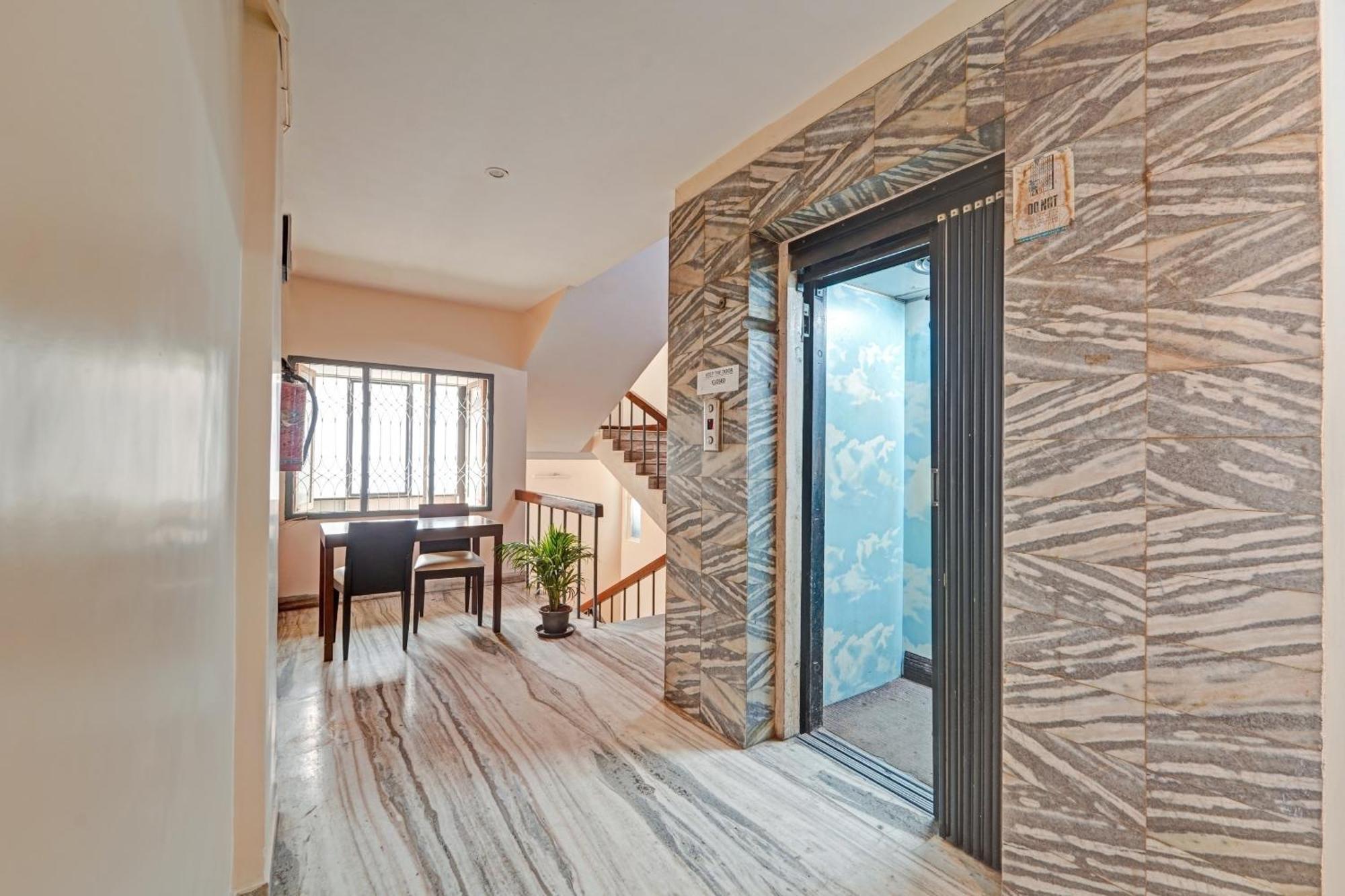 Super Townhouse G Silver Hotels Mount Road Ченай Екстериор снимка